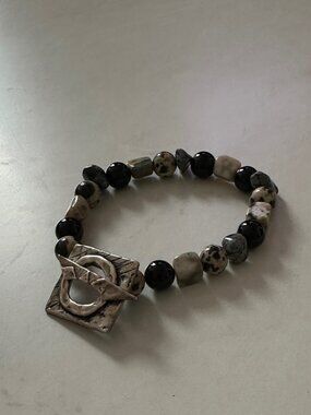 Boho Earthy Gemstone Bracelet | Hammered Silver Toggle Clasp | Boutique Find